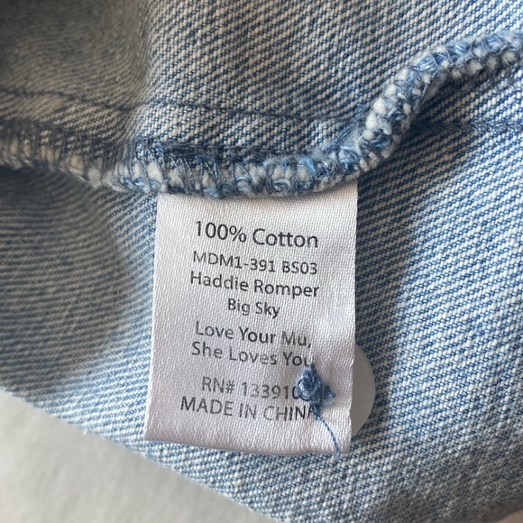 •Show me your Mumu Haddie Romper - Picture 13 of 13